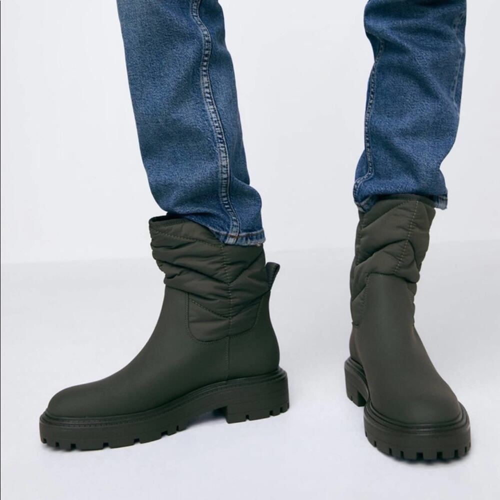 Zara Quilted Rubberized Low Heel ankle  Boots - Picture 3 of 8